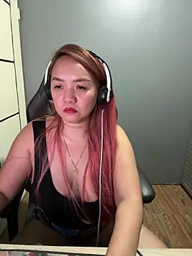 chloe wonderlust online show from 07.07.26