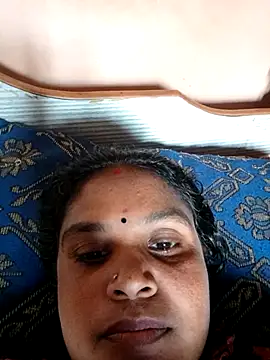 Snapshot of Divya_ranii chatting on 07.04.26 Divya ranii online show from 07.04.26
