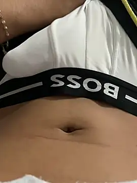 Snapshot of Aron_23cm_bigcock chatting on 07.04.26 Aron 23cm bigcock online show from 07.04.26