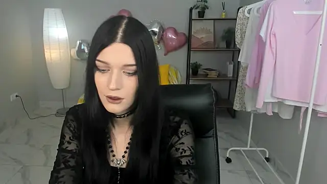 Emily  Wood online show from 07.24.26