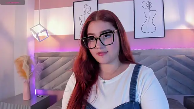 Snapshot of Bella_M00n chatting on 07.03.26 Bella M00n online show from 07.03.26