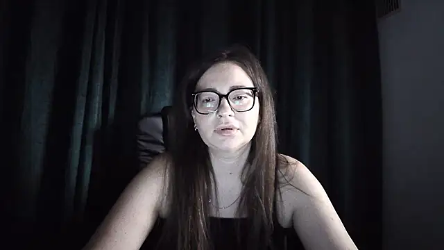 Snapshot of NoraMilf chatting on 07.04.26 NoraMilf online show from 07.04.26
