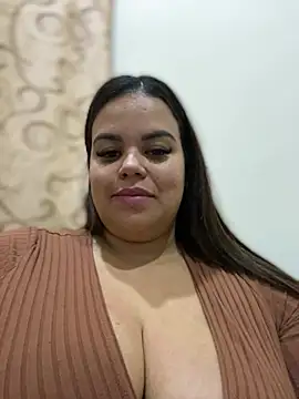 Snapshot of AliceStarshine chatting on 02.22.25 AliceStarshine online show from 02.22.25