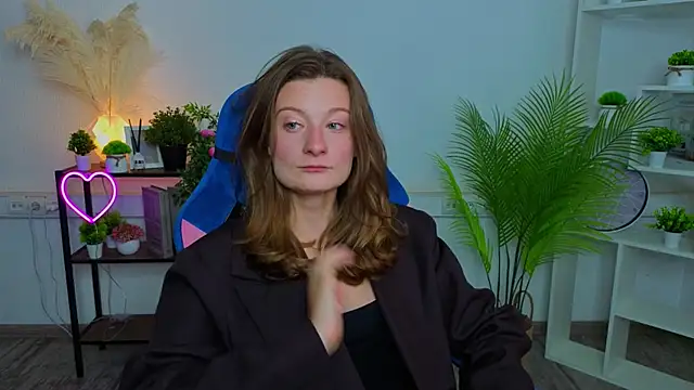 EliseWeeks online show from 07.14.26
