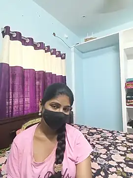Snapshot of sameera-bb26 chatting on 07.10.26 sameera-bb26 online show from 07.10.26