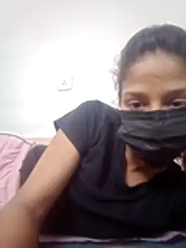 Snapshot of Lovely-Gupta chatting on 07.23.26 Lovely-Gupta online show from 07.23.26