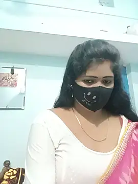 Snapshot of beautiful-Nisha chatting on 07.28.26 beautiful-Nisha online show from 07.28.26