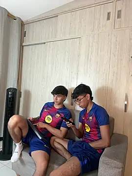 Snapshot of BABYYcouple chatting on 08.08.26 BABYYcouple online show from 08.08.26