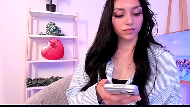 Kitty Prettyy online show from 07.10.26