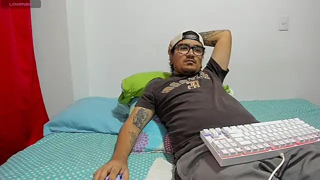 Axel hornyy online show from 07.15.26