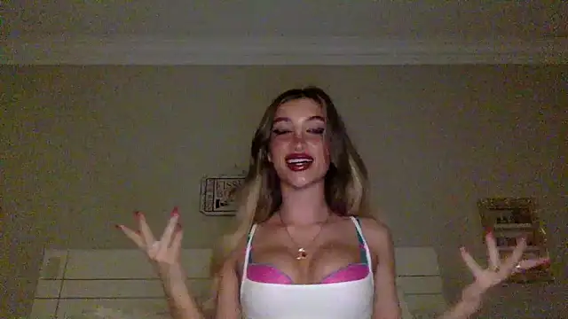 Snapshot of Dioxoxo chatting on 07.24.26 Dioxoxo online show from 07.24.26