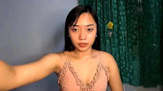 Snapshot of MickieCostlow chatting on 07.14.26 MickieCostlow online show from 07.14.26