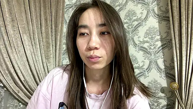Snapshot of cocoSharms chatting on 07.21.26 cocoSharms online show from 07.21.26