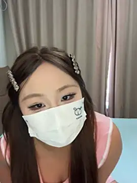 Snapshot of youyou-9999 chatting on 07.15.26 youyou-9999 online show from 07.15.26