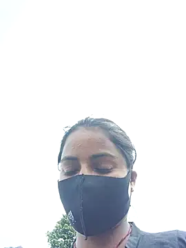 Snapshot of Poojakumari20 chatting on 07.18.26 Poojakumari20 online show from 07.18.26