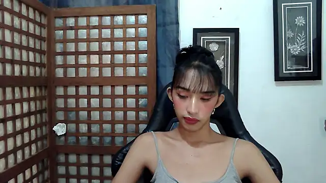 Snapshot of Velvet_Ysabelle chatting on 07.30.26 Velvet Ysabelle online show from 07.30.26