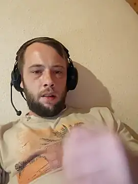 llChrisll95 online show from 07.15.26