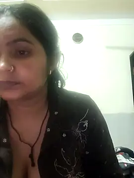 Snapshot of Curvy_Bhabhi_ chatting on 07.14.26 Curvy Bhabhi online show from 07.14.26