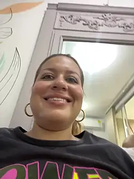 Snapshot of Angelabennett chatting on 08.01.26 Angelabennett online show from 08.01.26