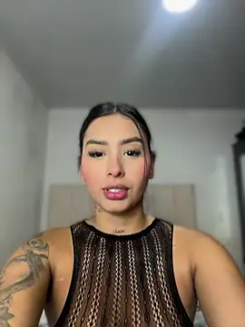 MiaaRoss online show from 07.17.26
