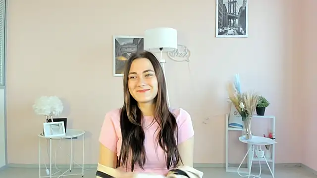 Snapshot of MarcellePiwowar chatting on 07.20.26 MarcellePiwowar online show from 07.20.26