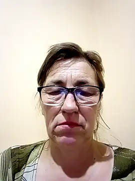 Snapshot of velvetsky651 chatting on 07.20.26 velvetsky651 online show from 07.20.26