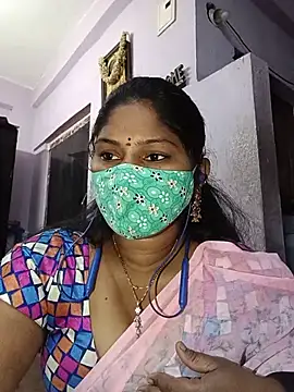 Snapshot of sexy_vijaya chatting on 07.29.26 sexy vijaya online show from 07.29.26
