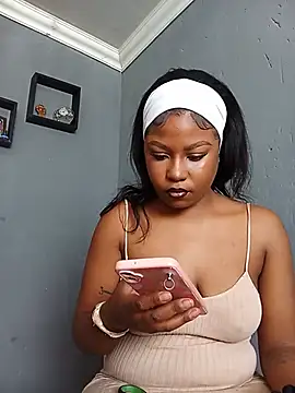 P1nk Paige online show from 07.24.26
