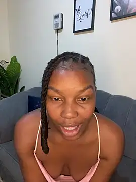 Snapshot of EmmaEmma26 chatting on 07.21.26 EmmaEmma26 online show from 07.21.26