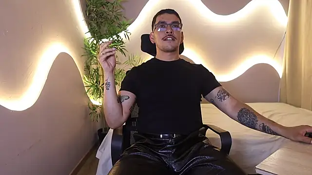 xdaniruiz online show from 07.28.26