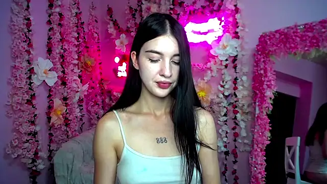 Lolli Bennet online show from 07.27.26