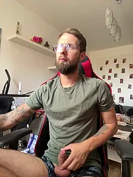 Snapshot of marek55cz chatting on 07.27.26 marek55cz online show from 07.27.26