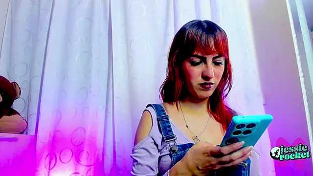 Snapshot of jessierocketx chatting on 04.29.26 jessierocketx online show from 04.29.26