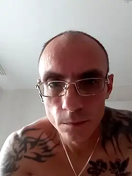 Snapshot of Andrei40030 chatting on 08.08.26 Andrei40030 online show from 08.08.26