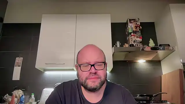 theitalianbear online show from 10.16.25