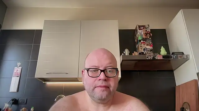 theitalianbear online show from 02.18.26