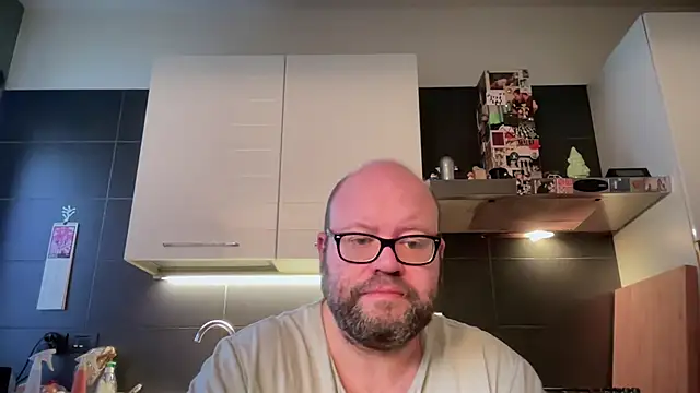 theitalianbear online show from 04.21.26