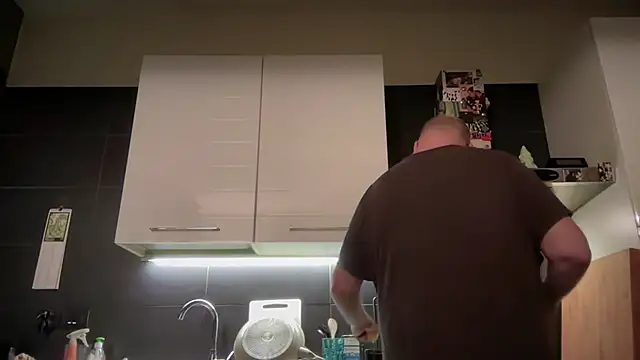 theitalianbear online show from 05.04.26