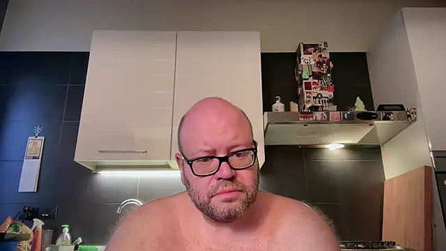 theitalianbear online show from 07.04.26