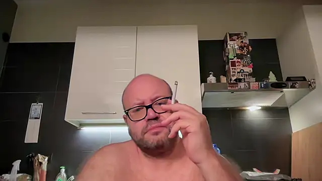 theitalianbear online show from 07.07.26