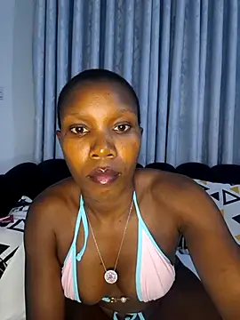 Snapshot of Queenoftease58 chatting on 07.26.26 Queenoftease58 online show from 07.26.26