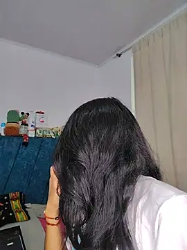 MoonVanesa online show from 08.04.26