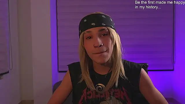 Snapshot of JohnnyJones_ chatting on 07.31.26 JohnnyJones online show from 07.31.26