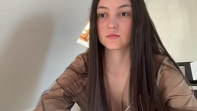 Snapshot of SoreliaLux chatting on 08.01.26 SoreliaLux online show from 08.01.26