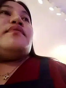 Snapshot of Andrea0414 chatting on 11.22.25 Andrea0414 online show from 11.22.25