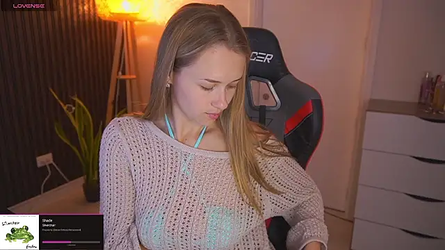 DanikaDillan online show from 03.10.26