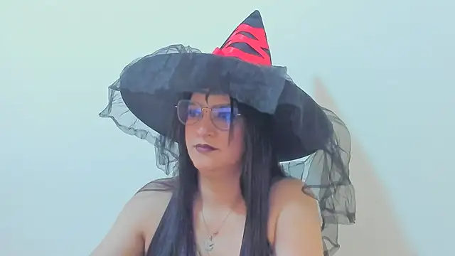 MARILYN GARCIA online show from 10.31.25