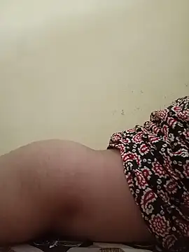 Snapshot of Vani_malhotra chatting on 08.05.26 Vani malhotra online show from 08.05.26