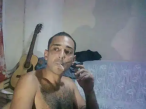 Snapshot of latinound chatting on 08.07.26 latinound online show from 08.07.26