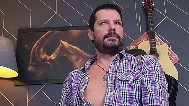 Snapshot of ChrisKox chatting on 11.16.25 ChrisKox online show from 11.16.25